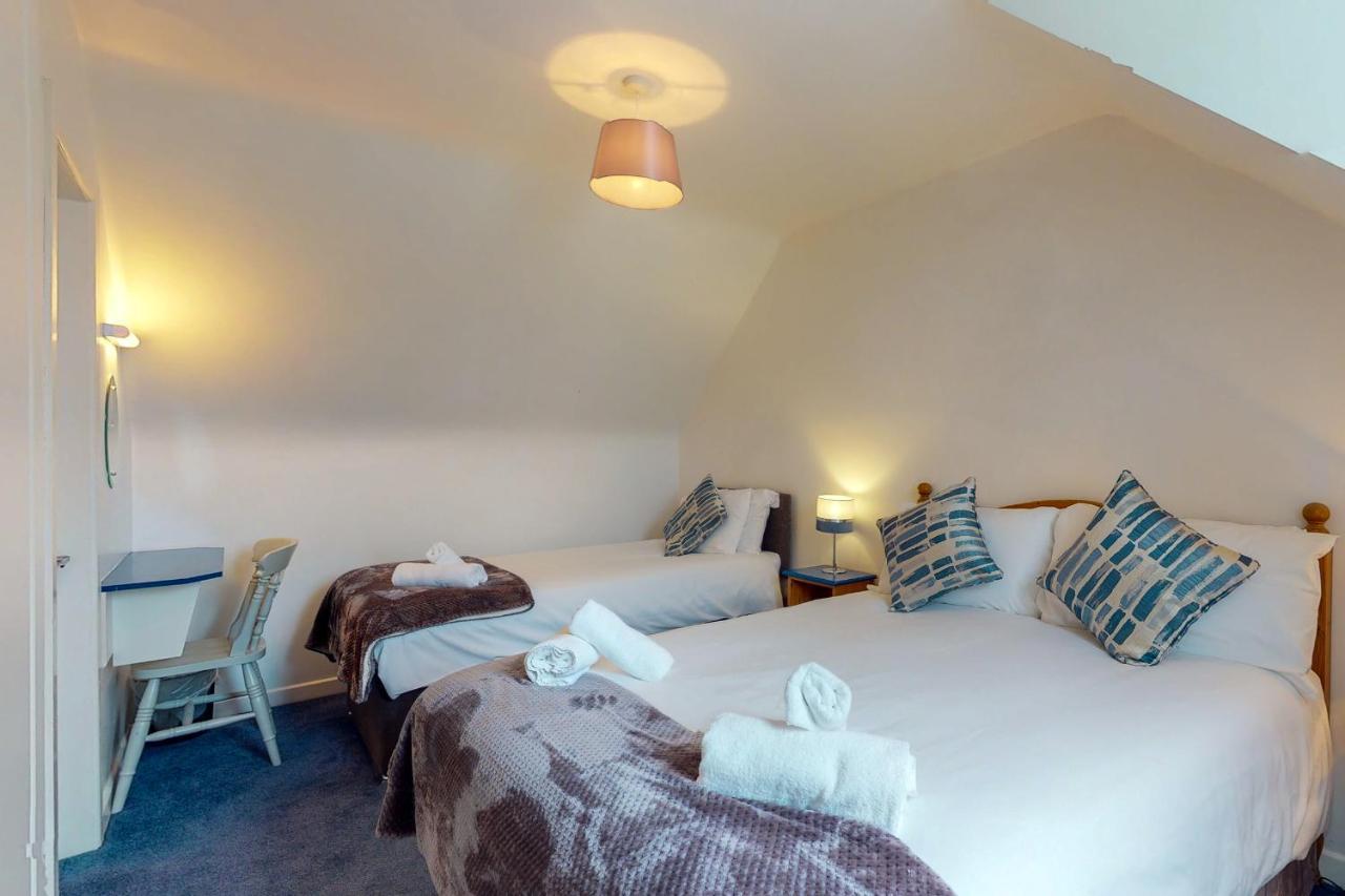 Dingle Harbour Cottages 3 Bed Sleeps 7 By Trident Holiday Homes Zewnętrze zdjęcie